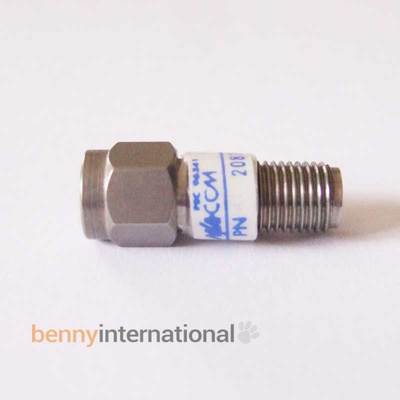 Atténuateur Fixe Coaxial MaCom 2082-6040-03 SMA 3dB DC-18GHz - Neuf, USA