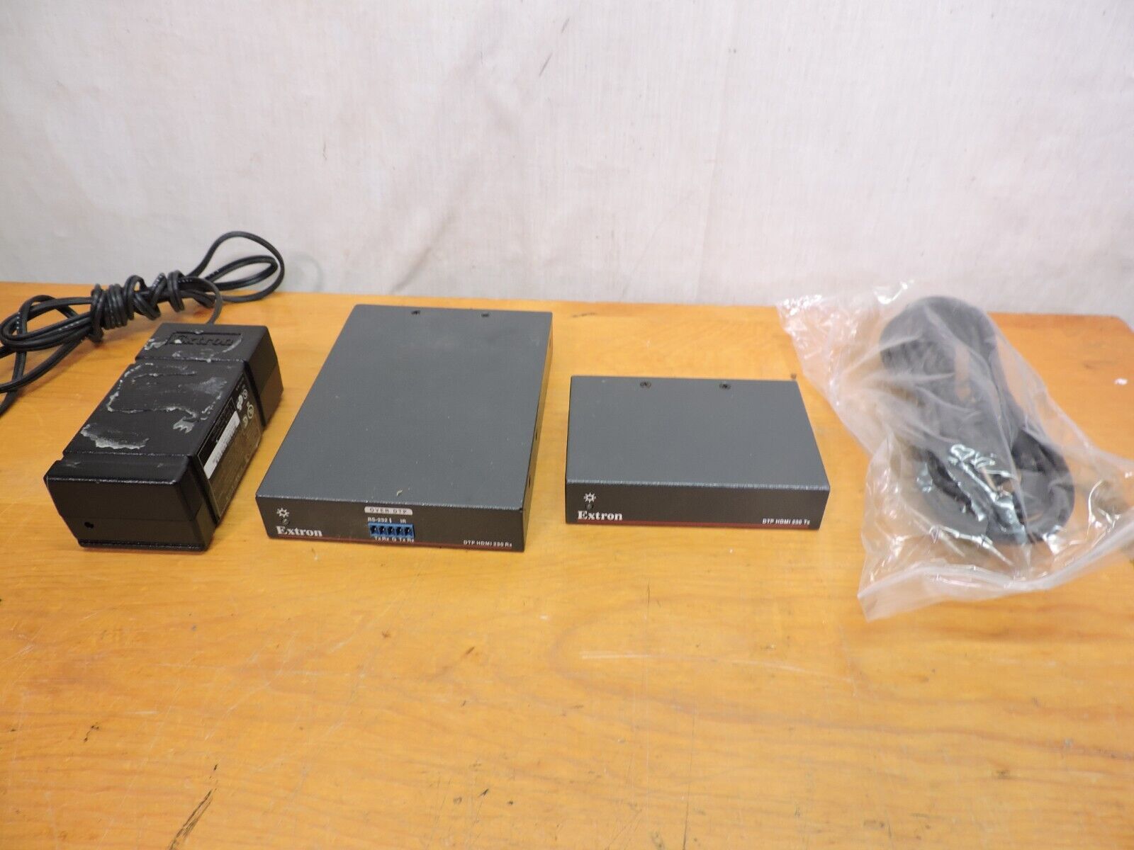 Extron DTP HDMI 230 TX and RX with power supply. Transmitter/Receiver.