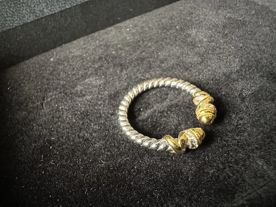 Anillo David Yurman Pequeño Helena Plata de Ley 925 / 18KT y Diamantes Talla 7 Foto 3 de 4