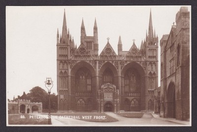 GREAT BRITAIN, Vintage postcard, Peterborough Cathedral, Unposted