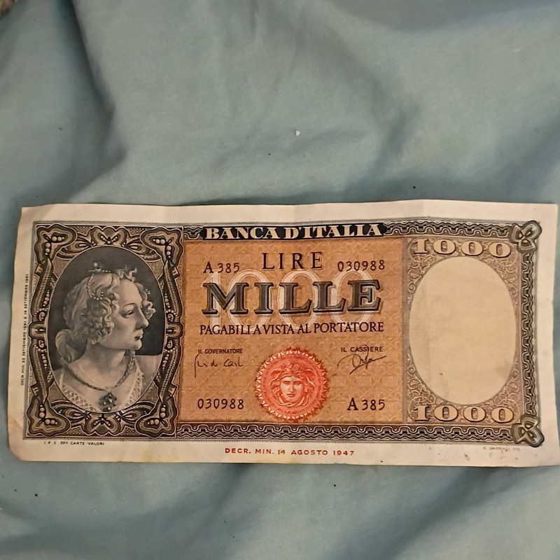 Banca d'Italia 1000 Lire Banknote 1947 (Circulated, Uncertified, Ungraded)