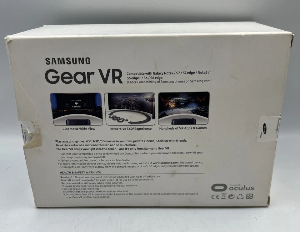 Samsung Gear VR - Powered By Oculus - Boxed Virtual Reality Headset Vgc - Image 2 of 4