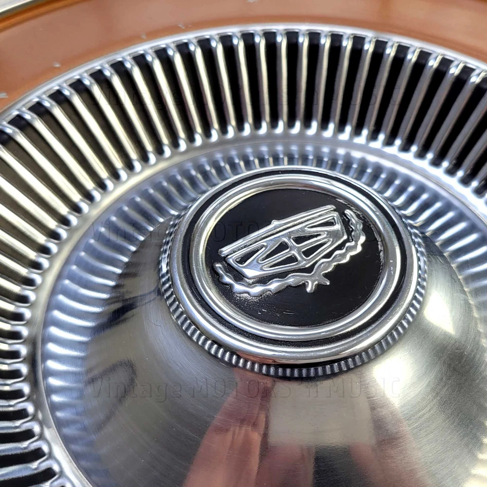 Ford Mercury Maverick Torino Montego 1972-1977 14" cubierta de rueda D5DZ-1130-E [733] Foto 2 de 4