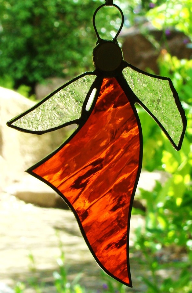 DRAGONFLY IN FLIGHT Purple Green Stained Glass SUNCATCHER INSECT GARDEN