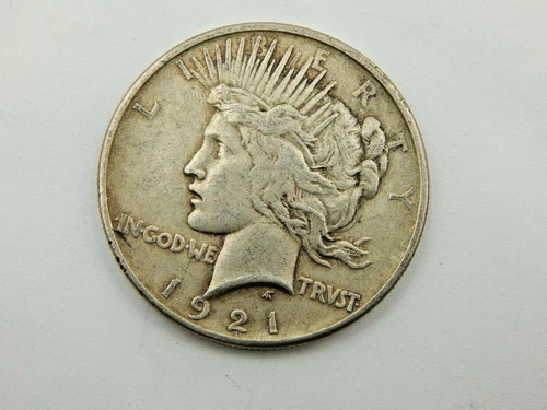 1921 $1 Peace Silver Dollar High Relief in VF Condition   (1009)