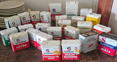 Vintage 26 Spice Tins Schilling/Durkee/Frenches Spice Tins Metalware