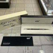Montblanc StarWalker Penna a sfera in gomma con griglia metallica 