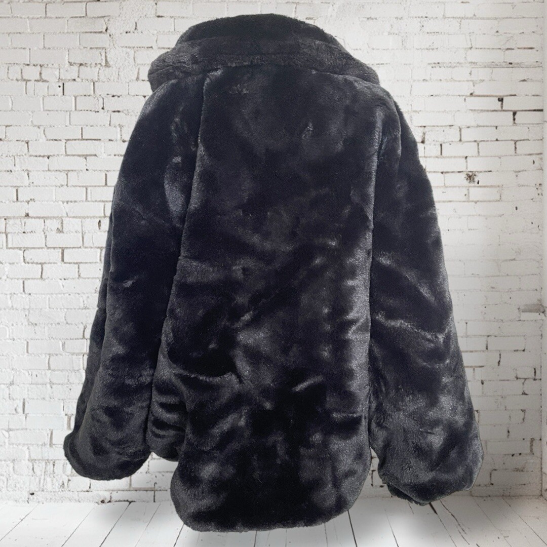 Versatile Reversible Jacket - image 4