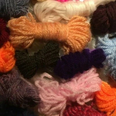 75g Small Yarn Wool Oddments great for crafts crochet etc - Image 1 of 2