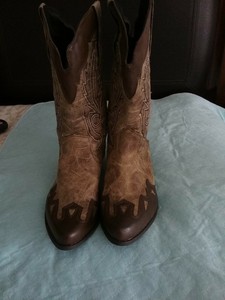 dolce by mojo moxy quiggly women's cowboy boots
