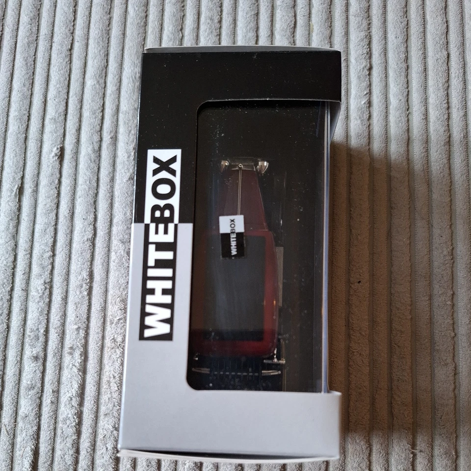 Whitebox 208836 VOLVO PV654,1933 in Maroon - Ltd to 1000 Models - 1/43 - Image 4 of 4