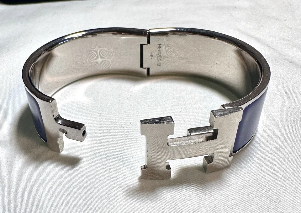Pulsera HERMES Clic H Ancha Esmalte Púrpura Paladio Talla M Usada Buena Auténtica Foto 2 de 4