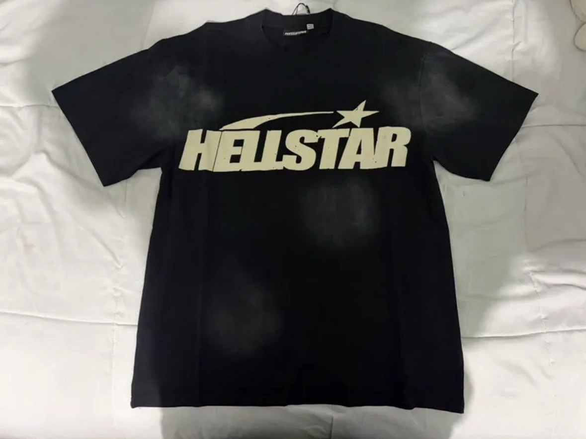 Hellstar Men's White/Black T-Shirt Size Large (Brand New) with Tags