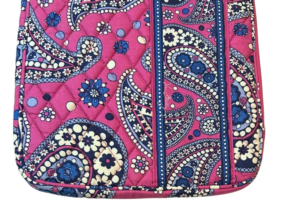 Vera Bradley Boysenberry Roxo Acolchoado Pequeno Tablet Capa 9" X 6.5" Feminina - Imagem 3 de 4