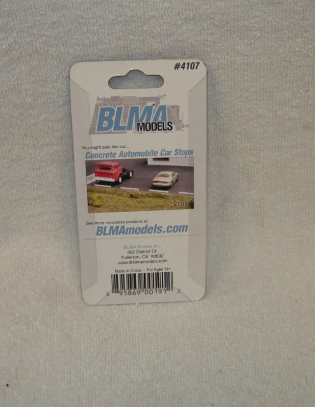 New BLMA Models HO #4107 Concrete K-Rail Barriers 8 Pack - Image 2 of 2