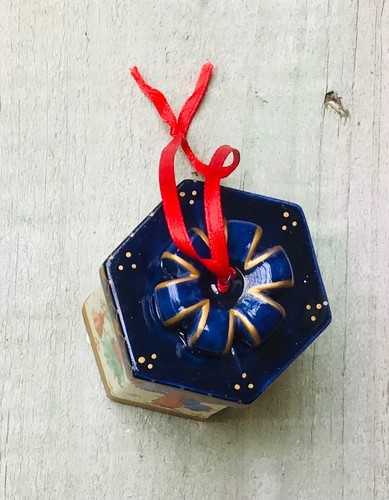 Home Decor Christmas Vintage Villeroy & Boch Fantasy Porcelain Ornament Hanger - Picture 3 of 4