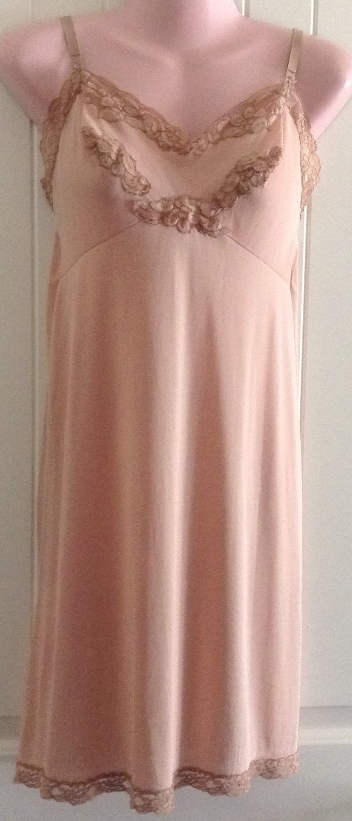 Vtg Kayser Full Slip Women's 34 Rose Beige Nylon Lace… Gem