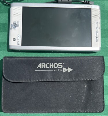 ARCHOS AV 700 PORTABLE MOBILE DVR 40GB MODEL 32257 With Everything