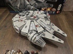 LEGO Star Wars: Millennium Falcon (7965)