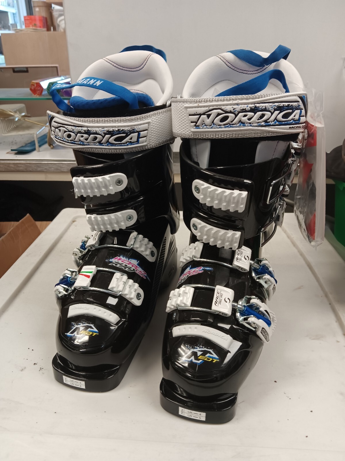 SALOMON Stivali da sci Nordica Dobermann Pro EDT 130 taglia 5 da uomo (nuovi) OTTIMI AFFARI