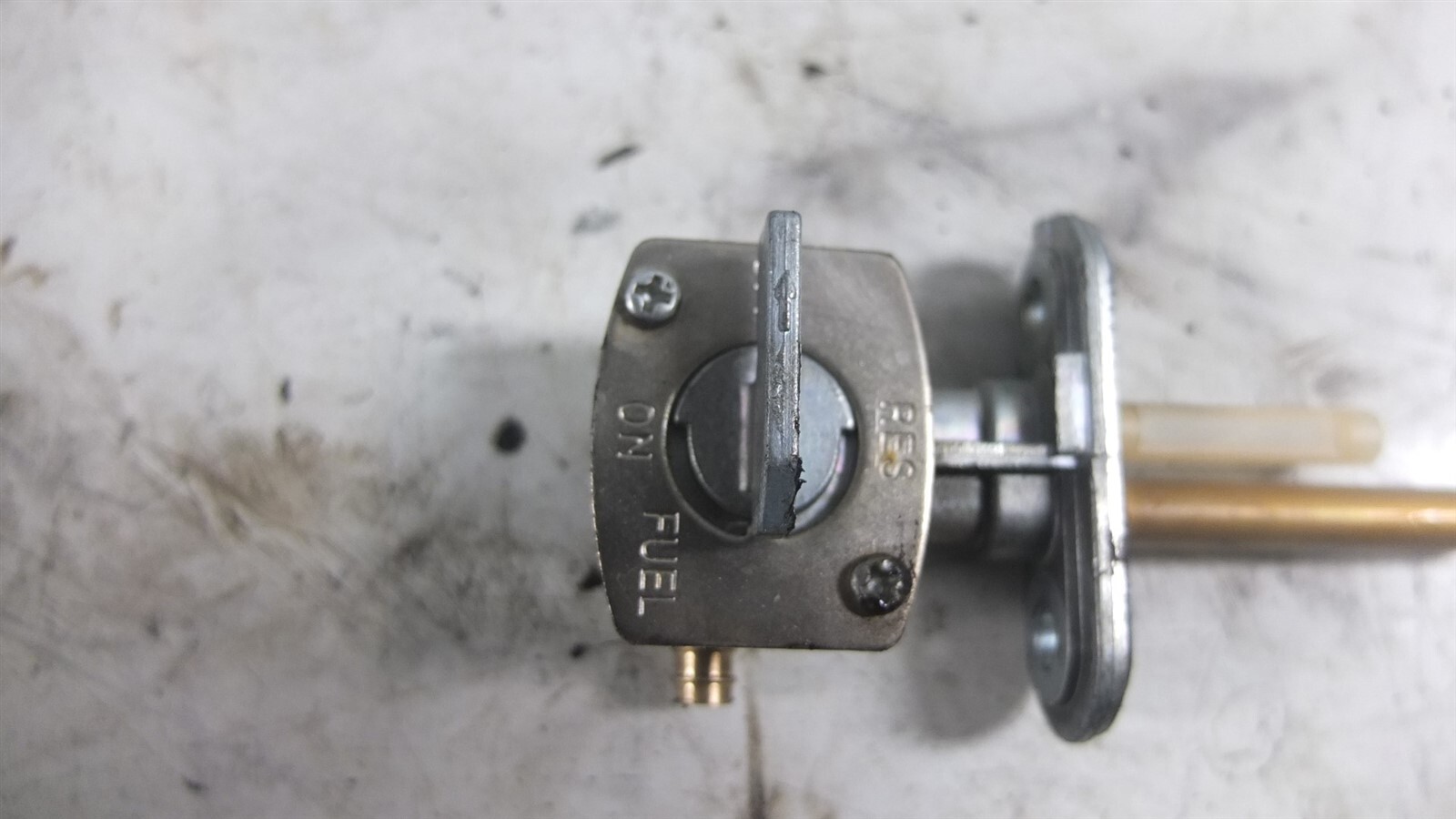 83 Yamaha XJ750 XJ 750 M Maxim Gas Fuel Valve Petcock eBay