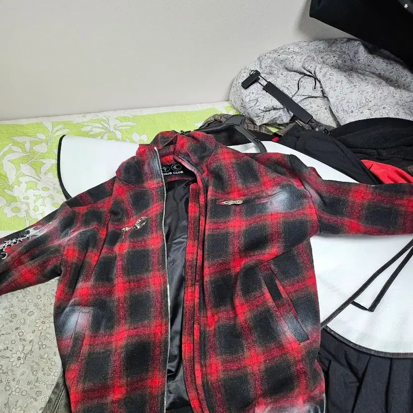 Thug Club Arab Sword Flannel Zip-up Hoodie | eBay Thug Club Arab Sword Flannel Zip-up Hoodie | eBay