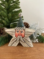 Twisty Hat Star - Green (740G) by Whispering Pines Carving