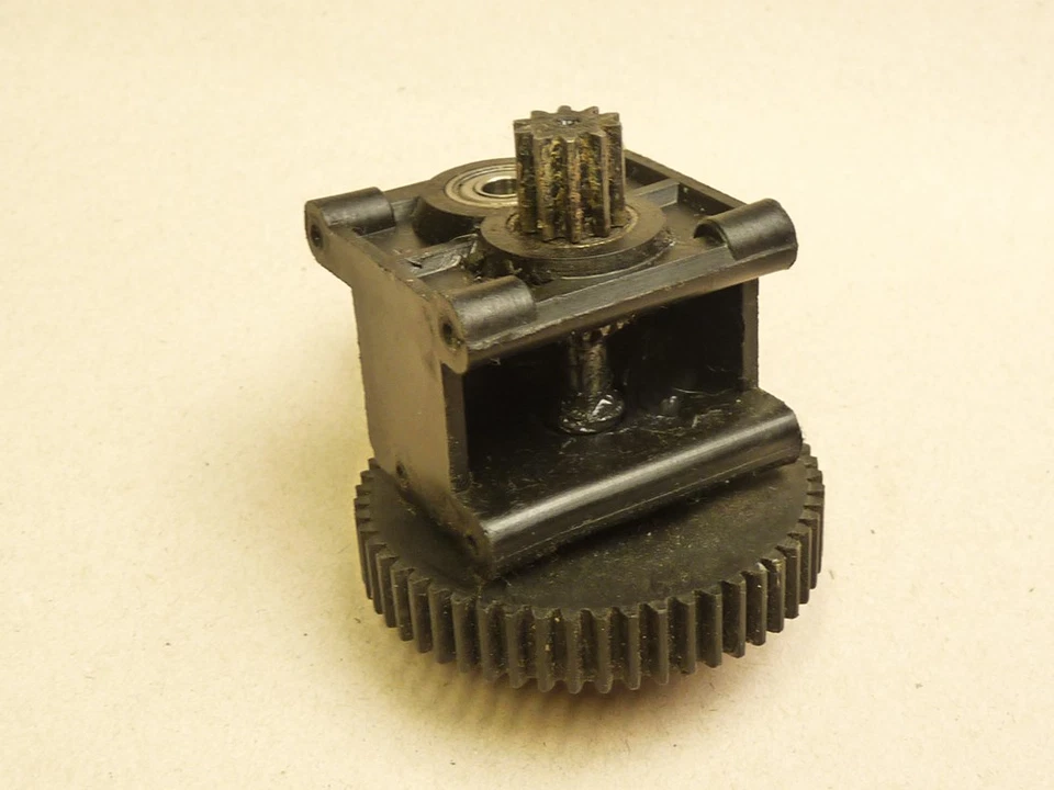 Ersatzteil Hauptgetriebe für Graupner Uni Mechanik Hubschrauber Heli Verbrenner - Bild 2 von 4