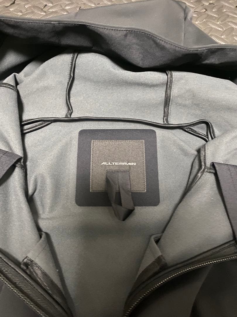 DESCENTE ALLTERRAIN Soft shell jacket “Clairs” - image 4