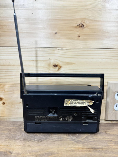 Magnavox 270 Vintage AM/FM Radio Black Retro Works Battery - Picture 5 of 13