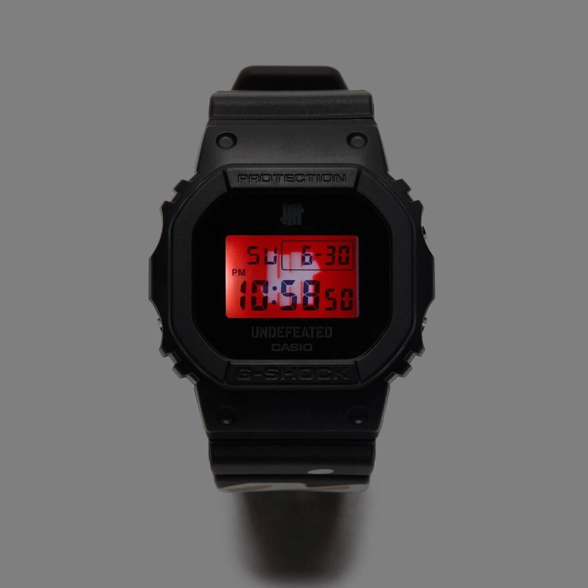 undefeated コラボモデル G-SHOCK DWE-5600UD-1JR DWE-5600UD-1JR | CASIO