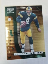2000 Playoff Momentum Brett Favre card #39