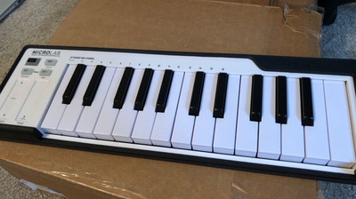 Arturia MicroLab Small 25-Key MIDI Controller, Black (Open Box)