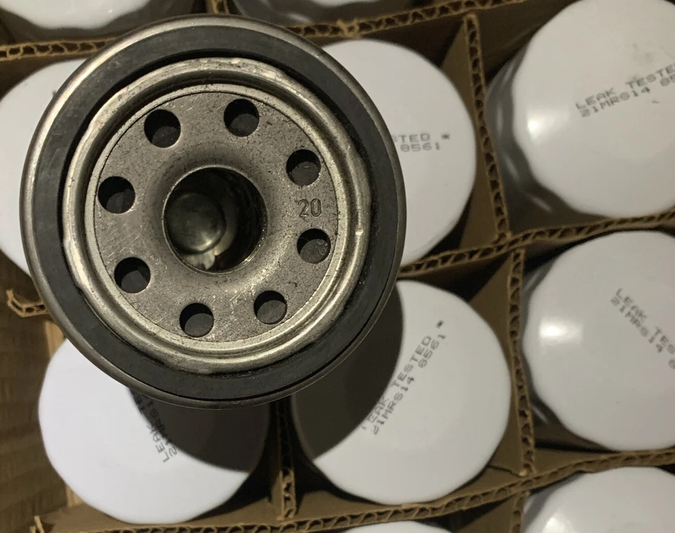 Filtro de óleo de motor NAPA 27356 27357MP (PACOTE COM 12) - Imagem 3 de 3