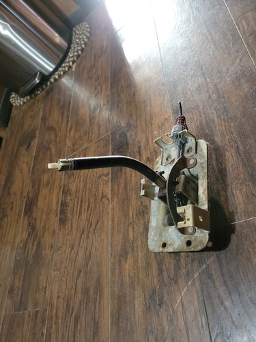 Jeep Cherokee XJ 97-01 Automatic Shifter Assembly - Picture 2 of 2