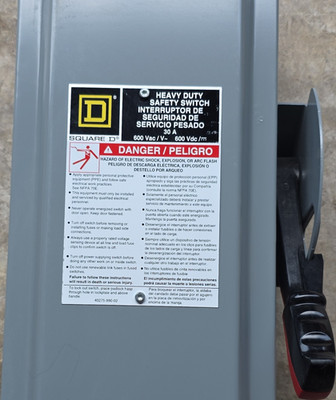 Square D Heavy Duty Safety Switch HU361N 600V 30A Gray 3-Pole