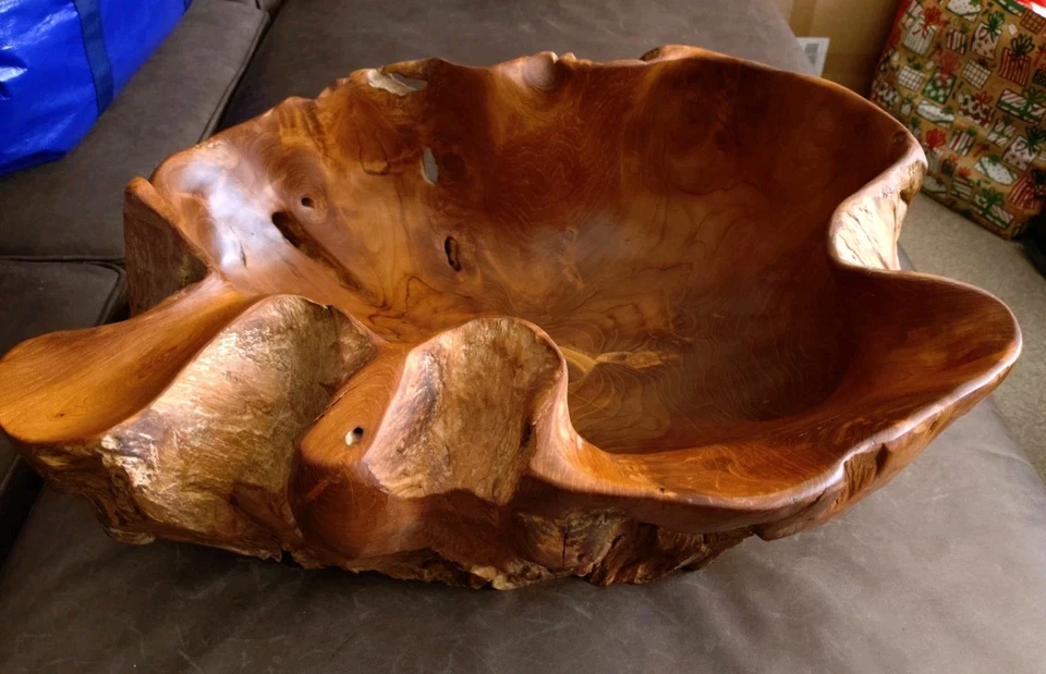 Teak Root XXL Wooden Bowl 60 cm Length 46 cm Depth 20 cm Height Bulk Loose 11 - Image 4 of 4