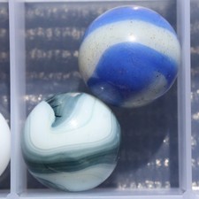 Lot of 2 AKRO CORKSCREW MARBLES Some HTF MIBs NM/M