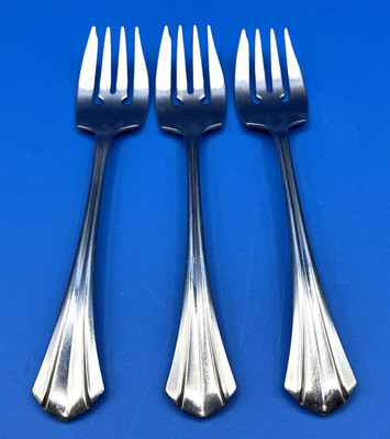 3 Oneida Deluxe RUSHMORE Stainless SALAD FORKS - Flatware Silverware