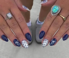 24 Pieces Press-On Nails Medium Oval Blue & White with Polka Dots & Ribbons