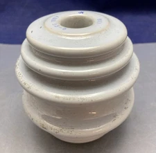 New Genuine Hubbell  ANSI 53-5 PORCELAIN SPOOL INSULATOR,GRAY