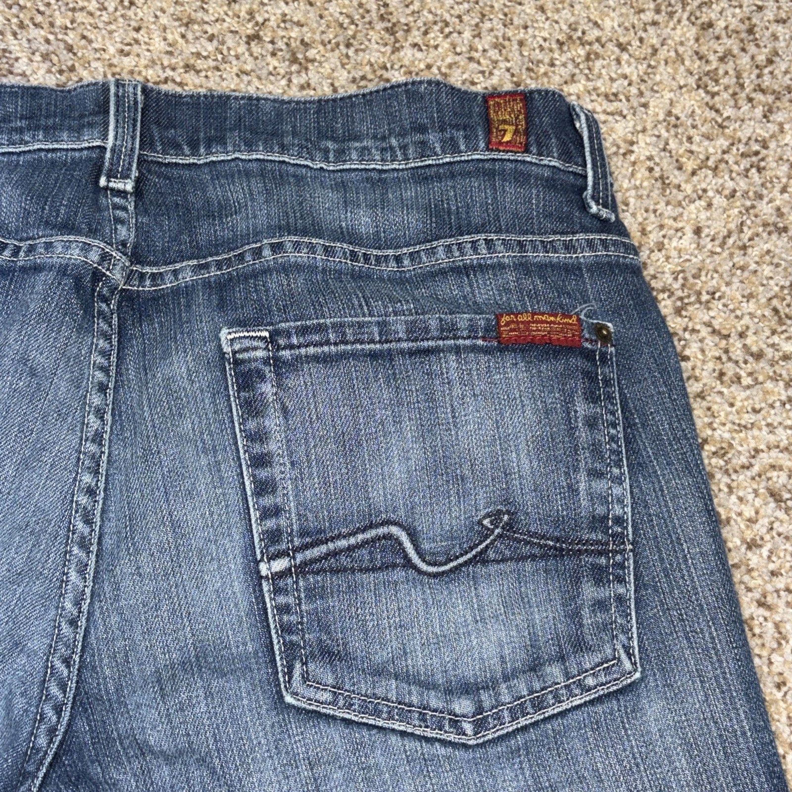 7 for all Mankind Slouchy Denim jeans Men's size 33 X 29 medium wash button fly - View 17