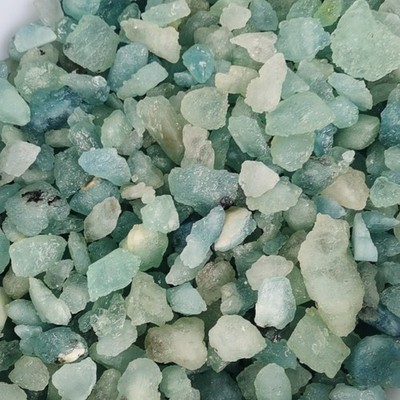 Grade C 100g Natural Raw Aquamarine Crystal Mineral Specimens For DIY Home Decor