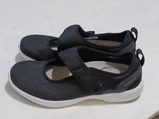 Vionic- Sonnet- Sky - Mary Jane Walking/ Sneakers -Black- Size 6 Shoes