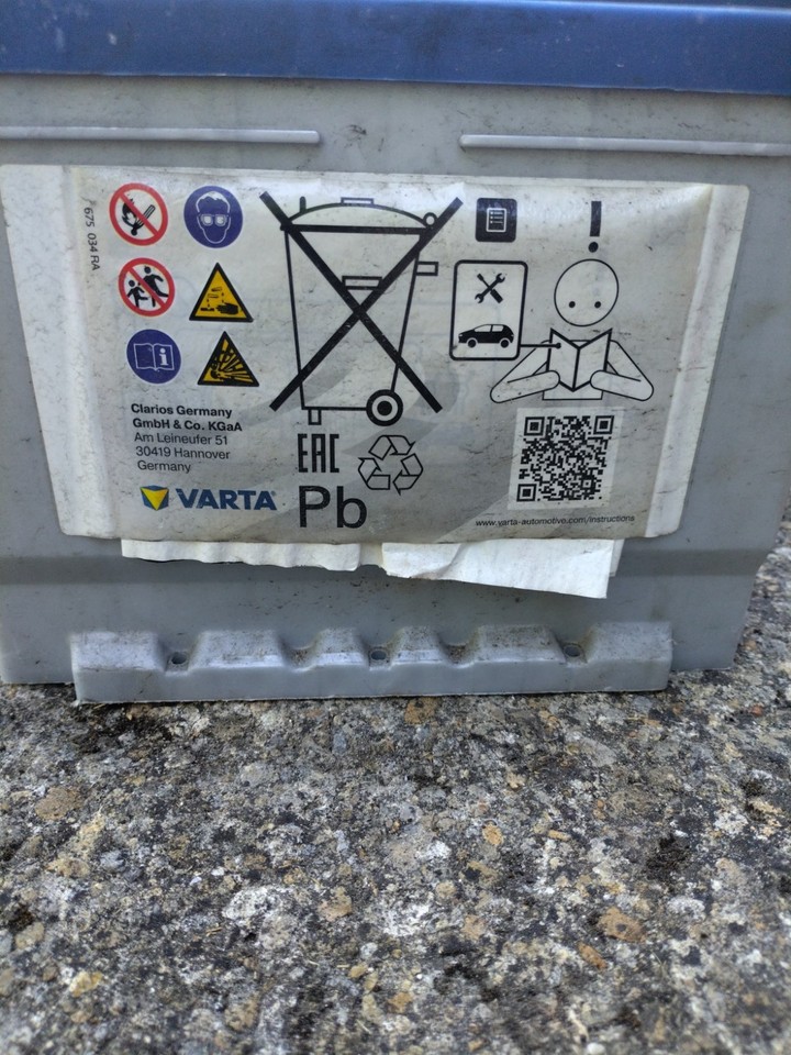 Car battery Varta Blue Dynamic 12V 44Ah 440A B18 | eBay UK