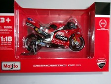 FRANCESCO BAGNAIA #63 Ducati Desmosedici LENOVO MotoGP 2025 - 1:18 Maisto