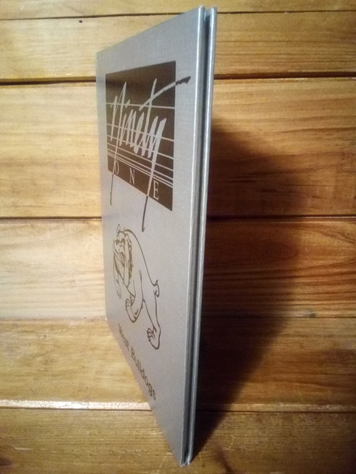Picture 2 of 24