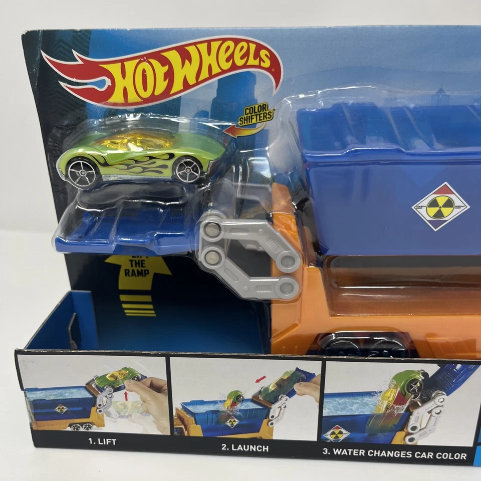 Hot Wheels City Color Clean Machine Color Changers Truck Playset NEW Mattel 2014 - Image 3 of 4