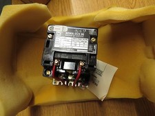 SQUARE D  -  8502 SA011  -  CONTACTOR NEMA SIZE 00  SERIES B 