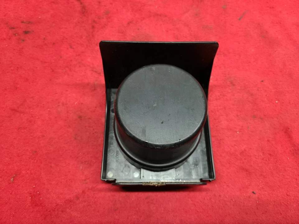 Nissan Máxima 1996 1997 portavasos único negro texturizado 96915-40U00  Foto 4 de 4